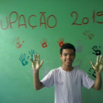 Thiago Araújo ainda estudante secundarista na Escola Estadual Martin Egidio Damy, acervo pessoal, Brasilândia, São Paulo. 2015.