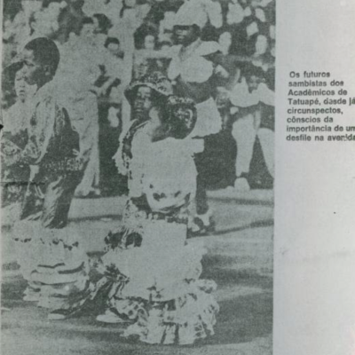 Alas das Crianças desfilando na Av. Tiradentes, por Volta de 1978. O mais Alto é Carlos Alberto, Neto de Osvaldo Vilaça; mais a frente aparecem Paulo Rogério (Filho de Osvaldo Vilaça) e Renato. Acervo MIS.