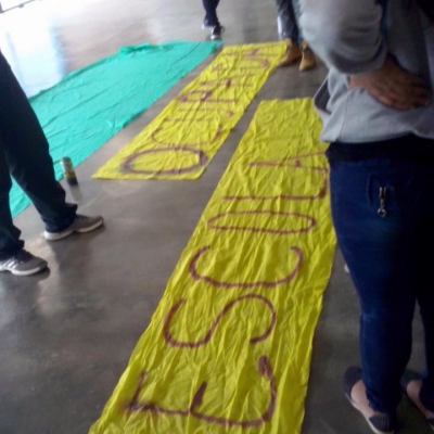 Alunos organizam os primeiros dias da ocupação da Escola Estadual Martin Egidio Damy. Acervo pessoal, Brasilândia, São Paulo. 2015.